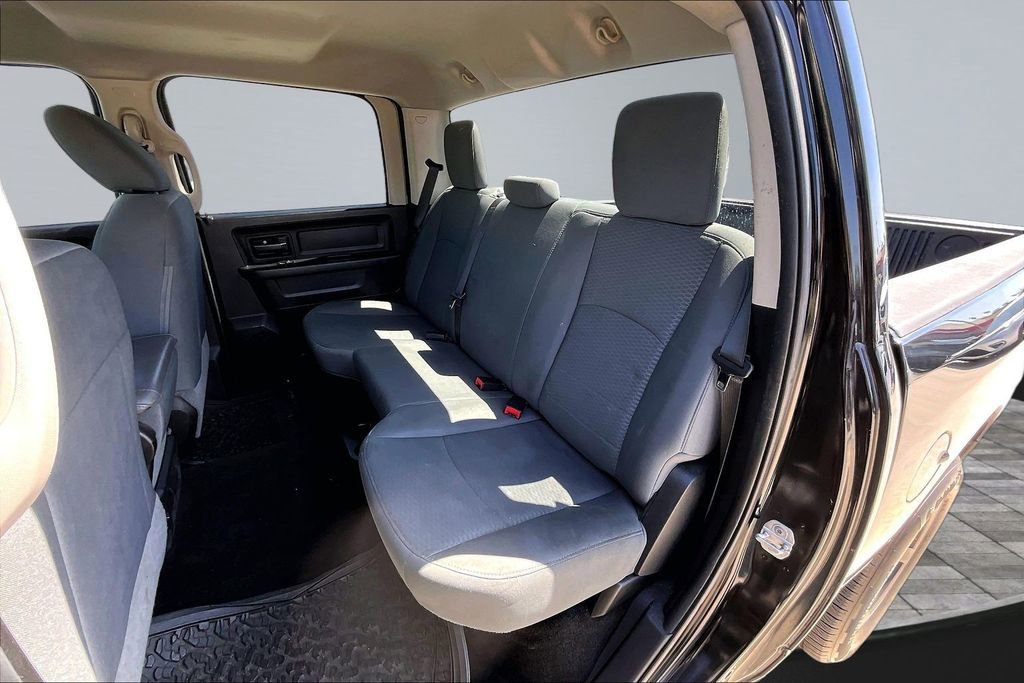 Used 2015 RAM 1500 Express AWD/4WD image 19