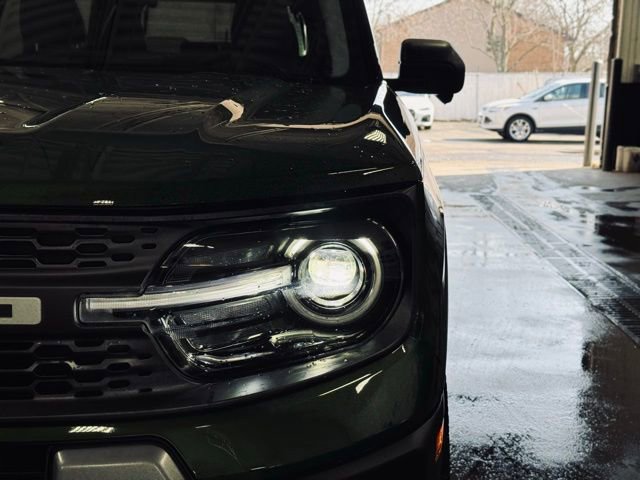 Used 2025 Ford Bronco Sport Badlands image 3