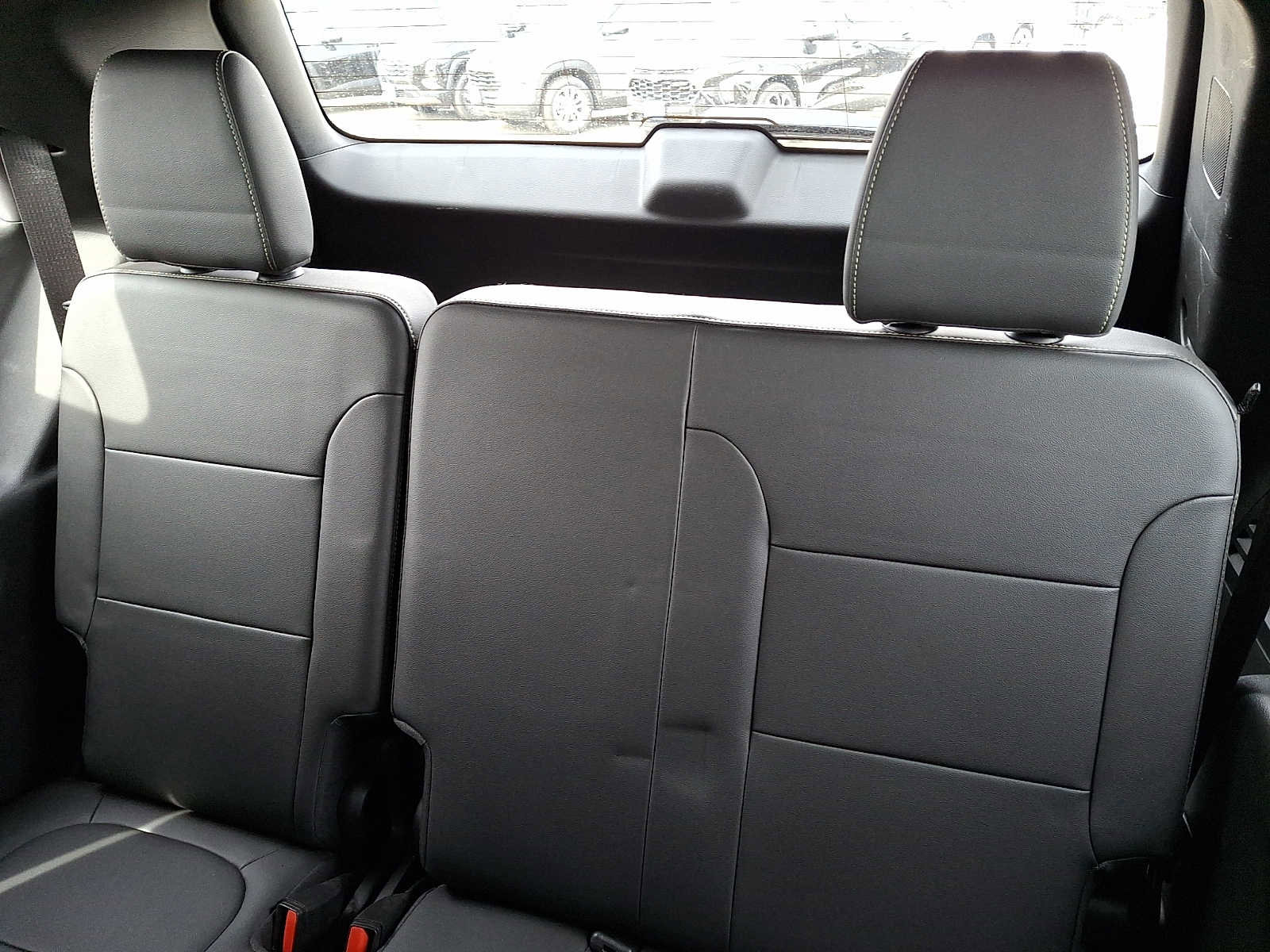 Used 2023 Chevrolet Traverse LT image 11