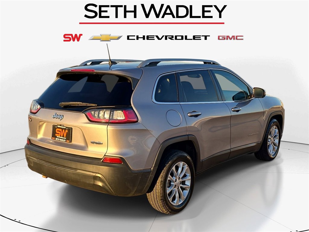 Used 2019 Jeep Cherokee Latitude w/ Popular Appearance Group image 8