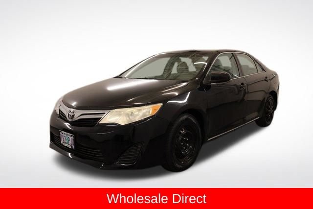 Used 2012 Toyota Camry LE FWD image 5