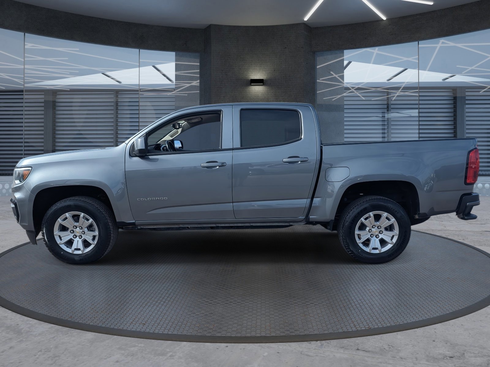 Used 2022 Chevrolet Colorado LT w/ LT Convenience Package image 3