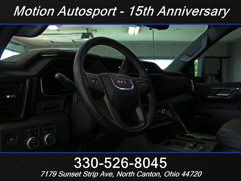 Used 2025 GMC Sierra 2500 AT4 w/ AT4 Premium Plus Package AWD/4WD image 13