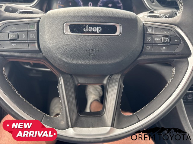 Used 2024 Jeep Grand Cherokee Altitude AWD/4WD image 19