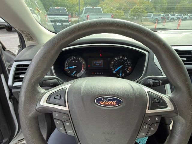 Used 2015 Ford Fusion S FWD image 3