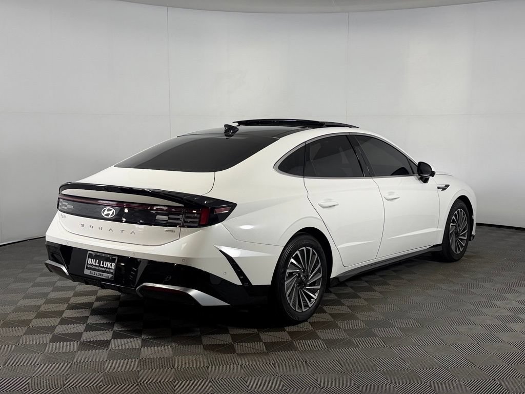 Used 2025 Hyundai Sonata Limited FWD image 6