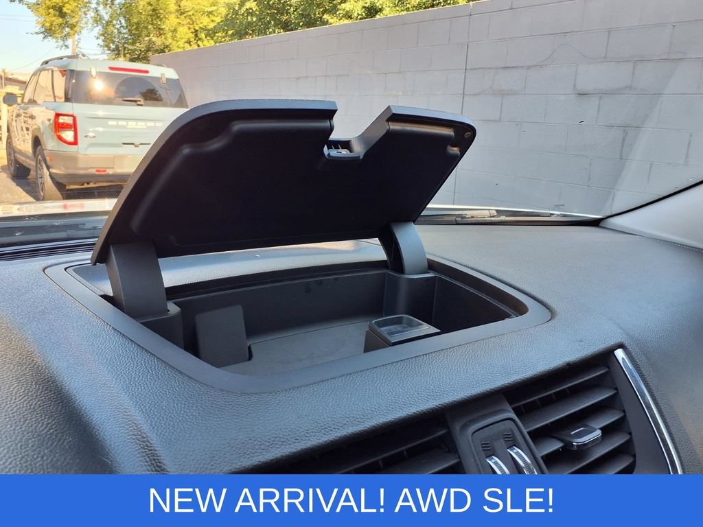 Used 2015 GMC Acadia SLE AWD/4WD image 17