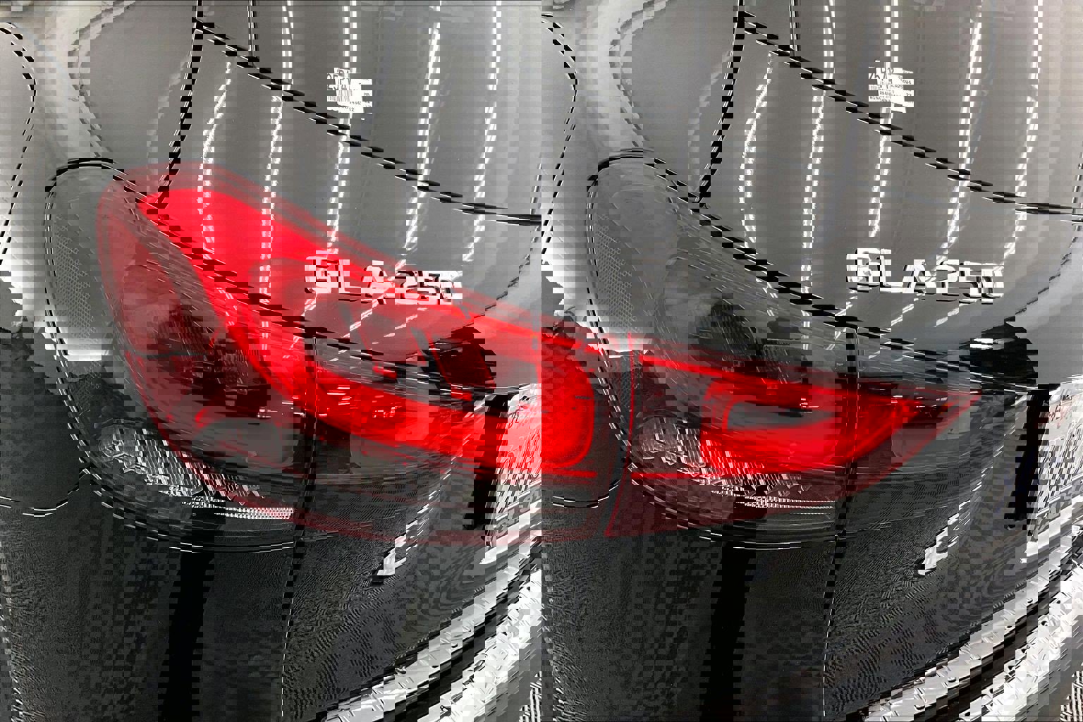 Certified 2022 Mercedes-Benz GLA 250 4MATIC image 27