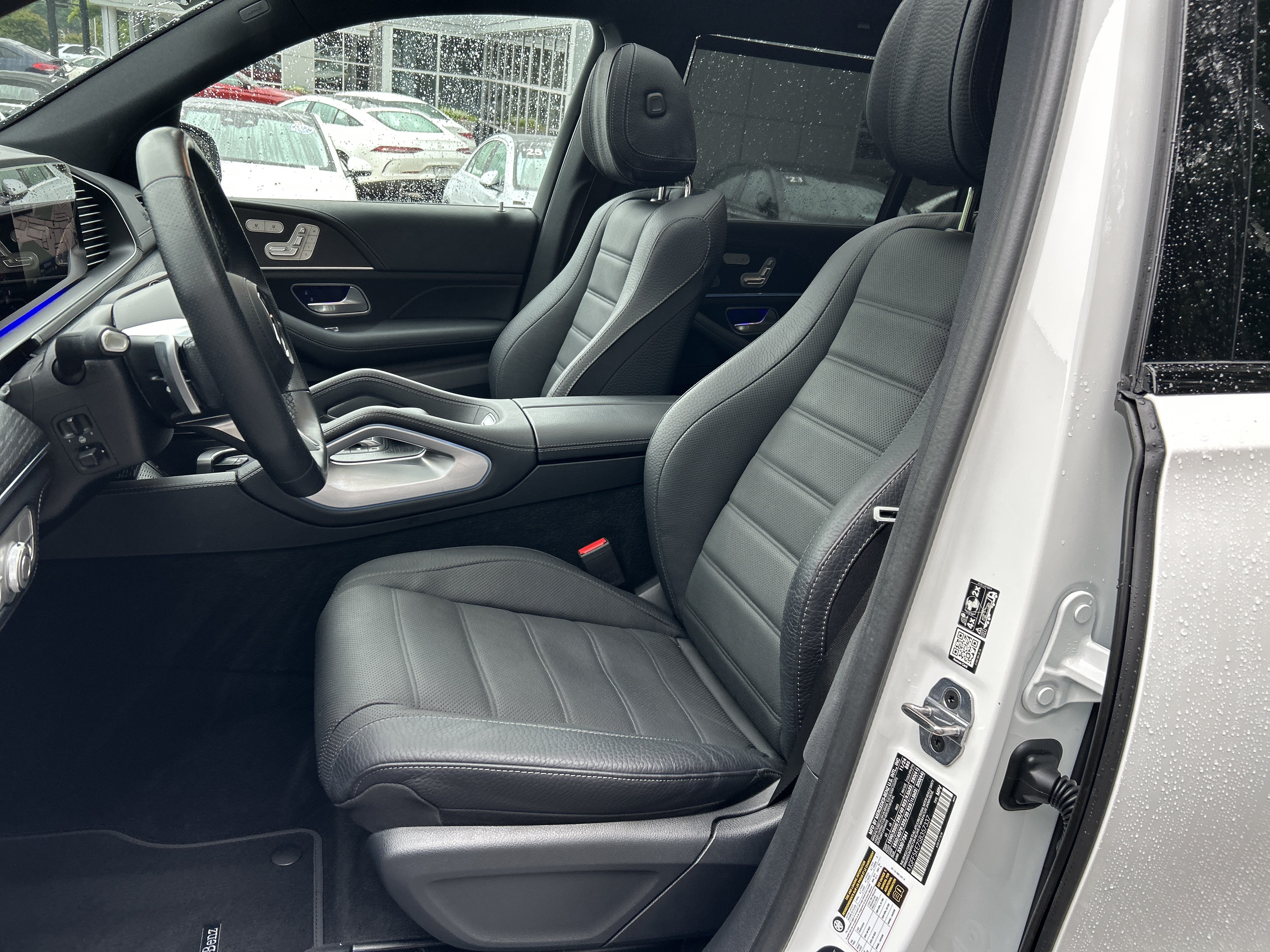 Certified 2025 Mercedes-Benz GLS 450 4MATIC image 23