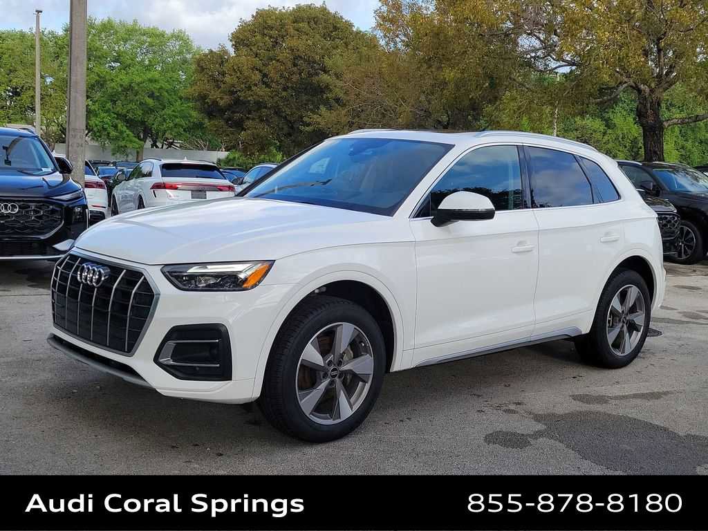 Certified 2023 Audi Q5 2.0T Premium w/ Convenience Package image 4