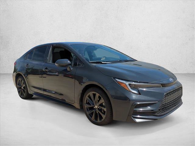 Certified 2025 Toyota Corolla SE FWD image 3