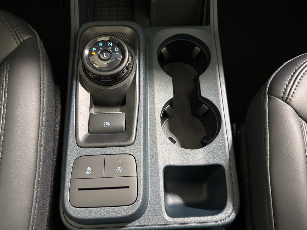 New 2025 Ford Maverick Lariat w/ Black Appearance Package image 30