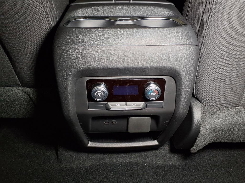 New 2026 GMC Acadia Elevation image 12