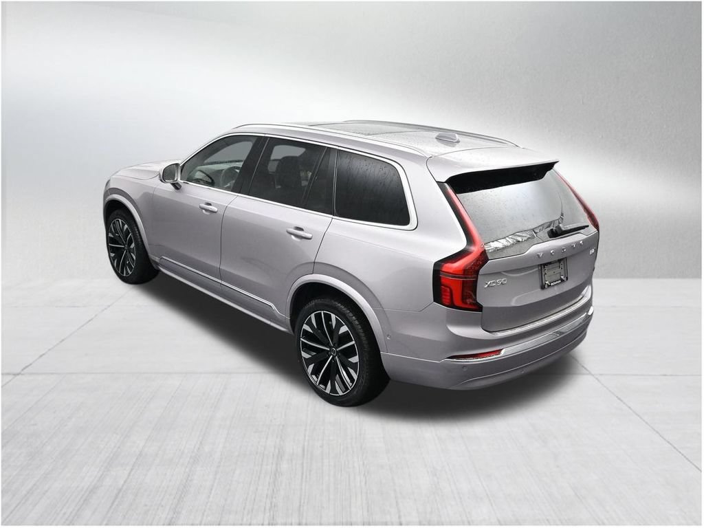 New 2026 Volvo XC90 B6 Plus w/ Protection Package Premier AWD/4WD image 18