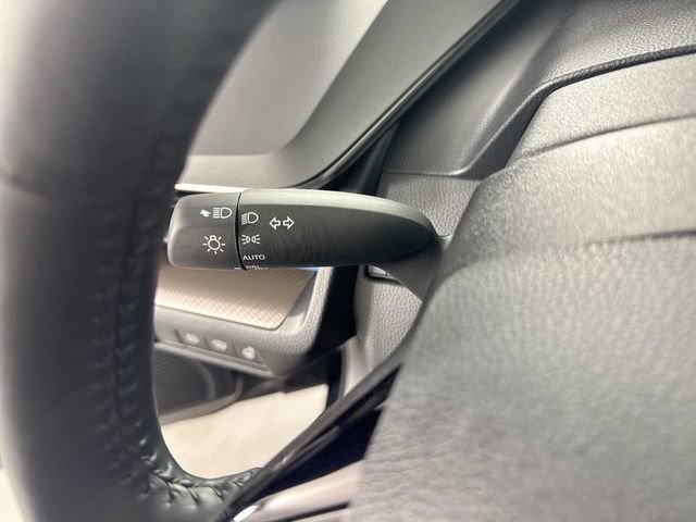 Used 2025 Toyota Prius Limited AWD/4WD image 15