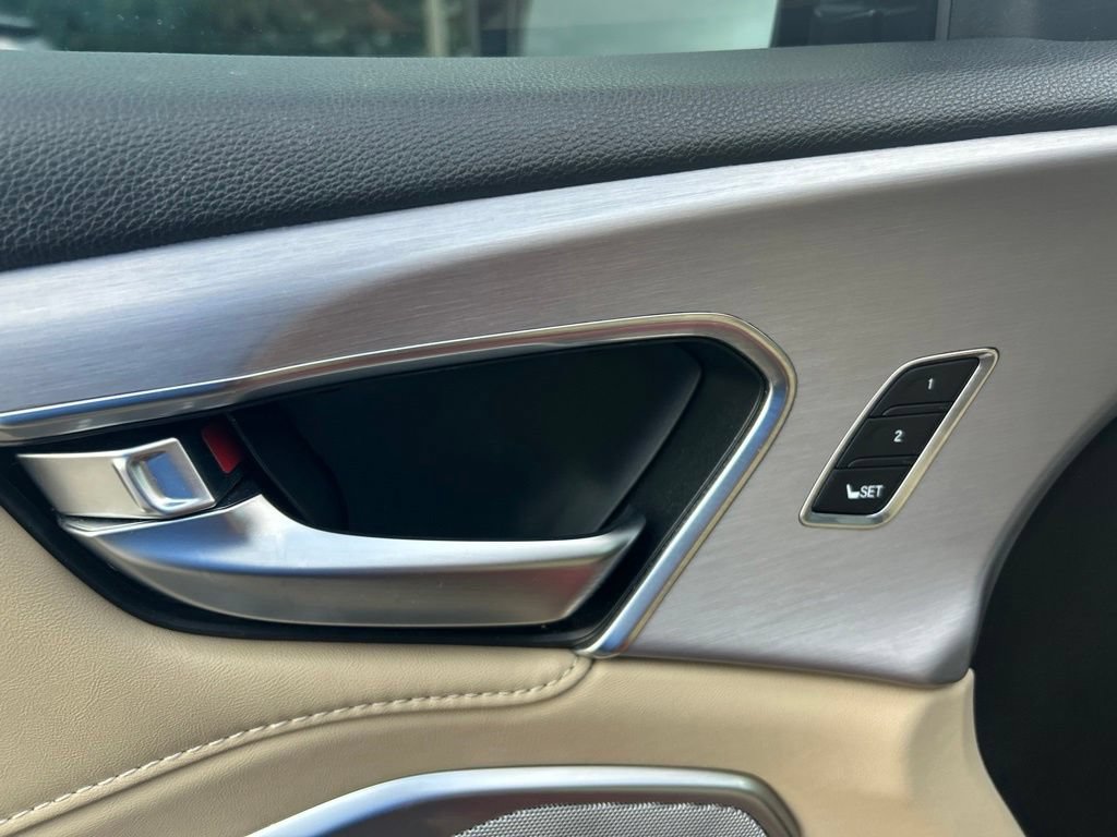 Used 2020 Acura RDX w/ Technology Package FWD image 37