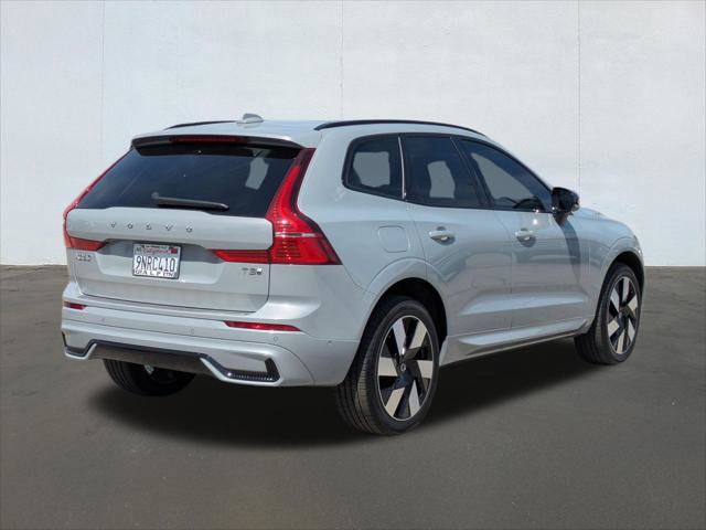 Used 2025 Volvo XC60 T8 Plus w/ Protection Package Premier image 5