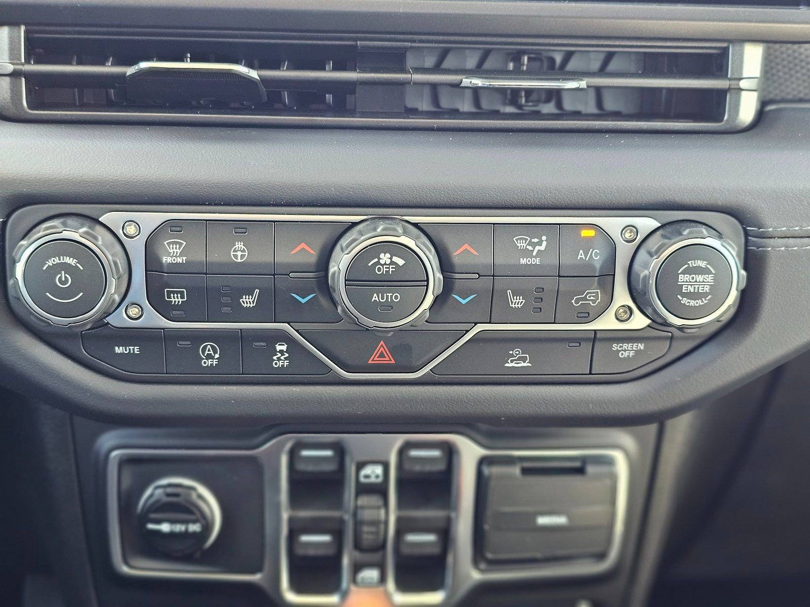 New 2026 Jeep Gladiator Rubicon w/ Steel Power Dome Hood Package image 14