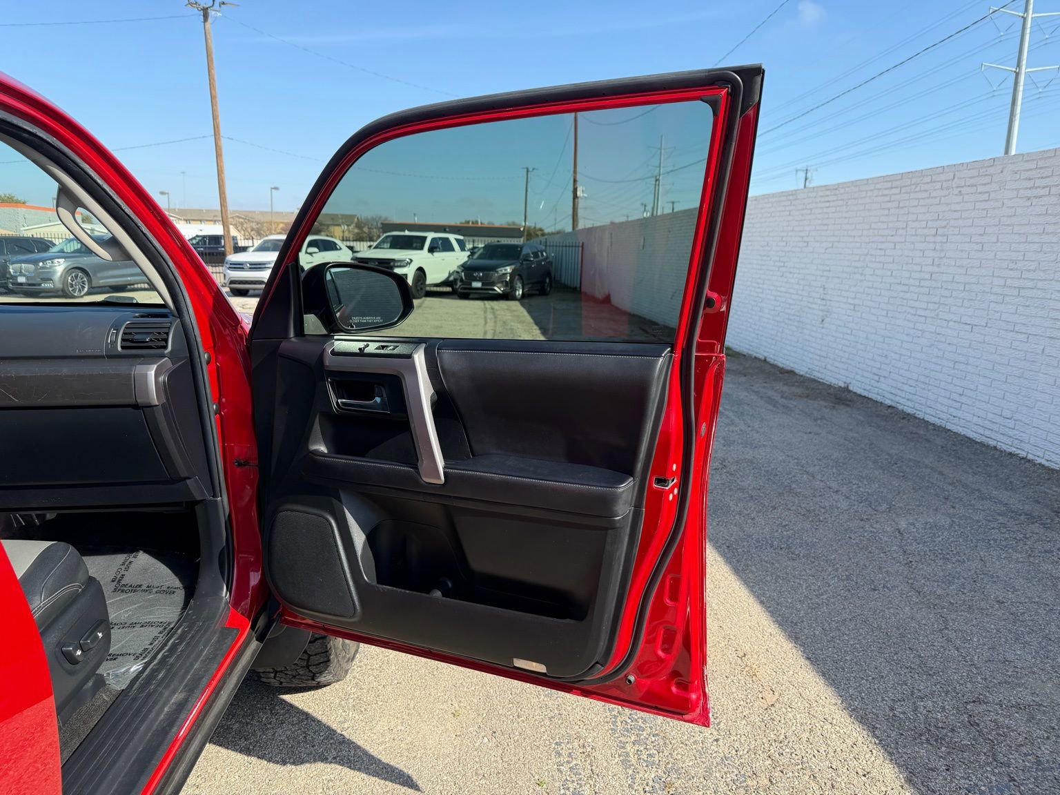 Used 2020 Toyota 4Runner SR5 Premium w/ Moonroof Package image 27