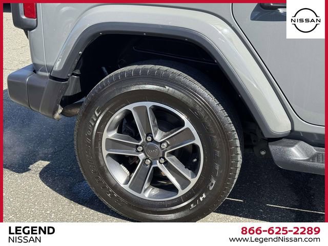 Used 2023 Jeep Wrangler Sahara w/ Cold Weather Group AWD/4WD image 8