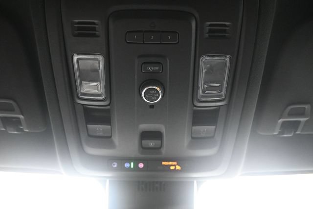 Used 2023 Chevrolet Tahoe Z71 AWD/4WD image 19