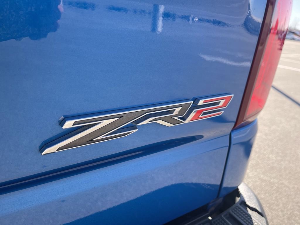 Used 2022 Chevrolet Silverado 1500 ZR2 w/ Technology Package image 13