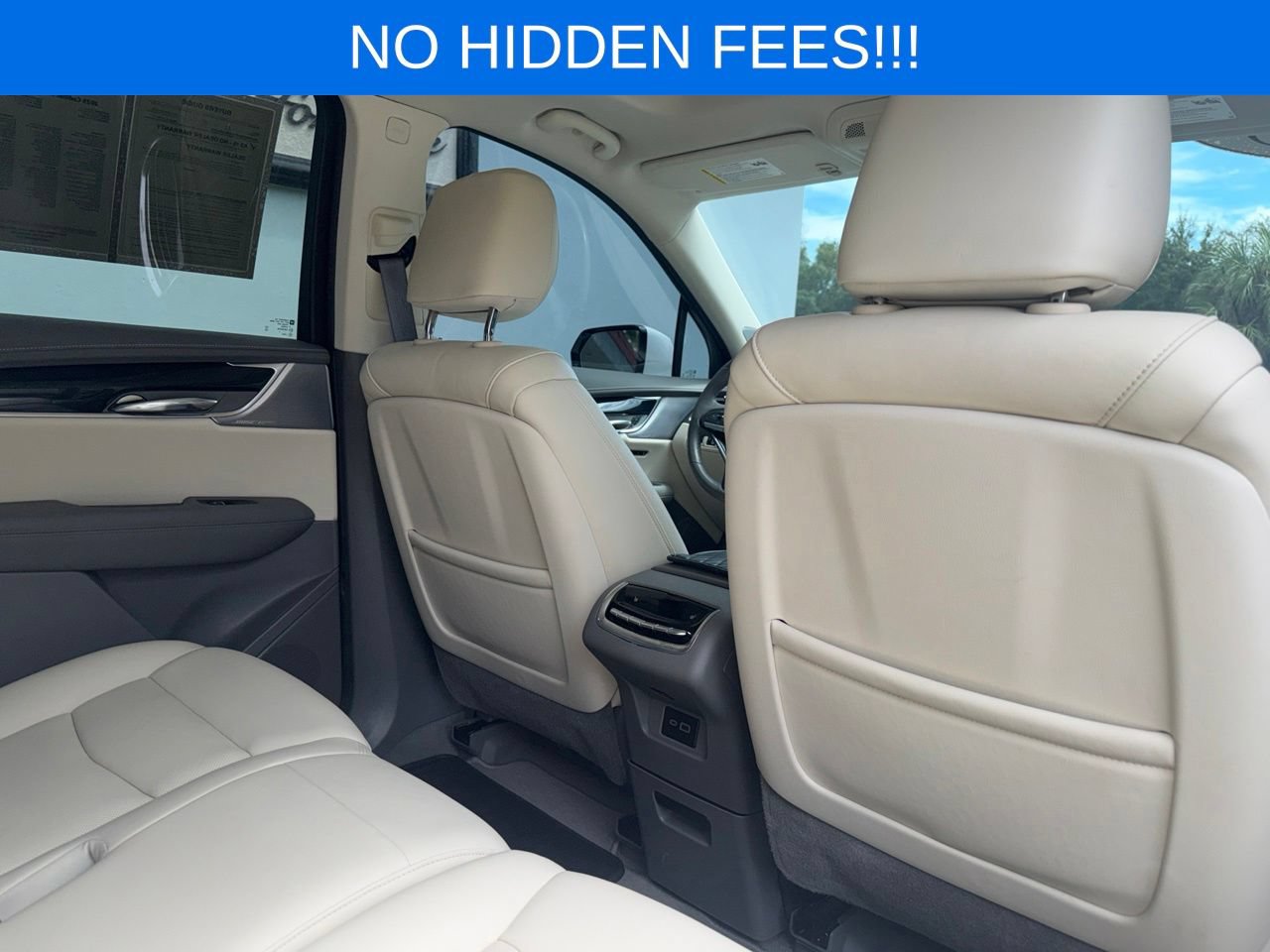 Used 2025 Cadillac XT6 Premium Luxury w/ LPO, Floor Liner Package FWD image 32