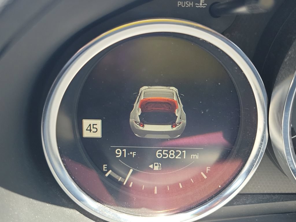 Used 2021 MAZDA MX-5 Miata RF Grand Touring RWD image 28