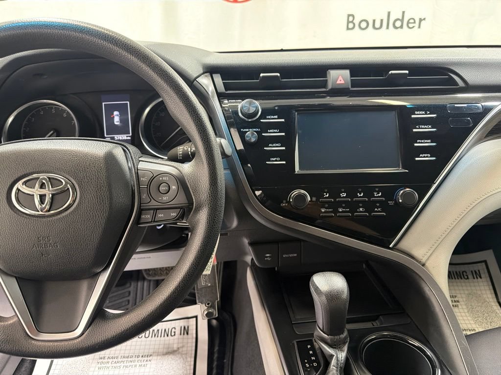 Used 2018 Toyota Camry LE FWD image 25