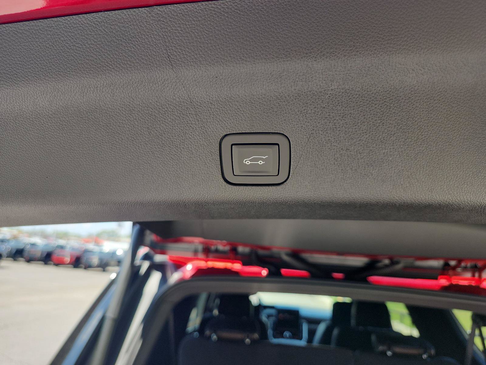 New 2026 GMC Yukon XL Denali Ultimate AWD/4WD image 11