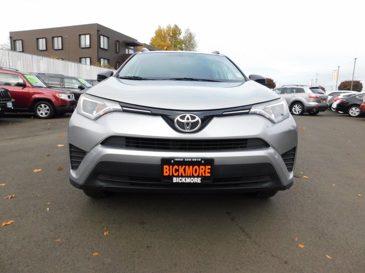 Used 2016 Toyota RAV4 LE image 18