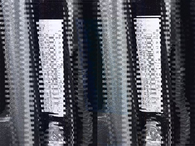 Used 2022 Ford Escape SE w/ SE Sport Appearance Package image 35