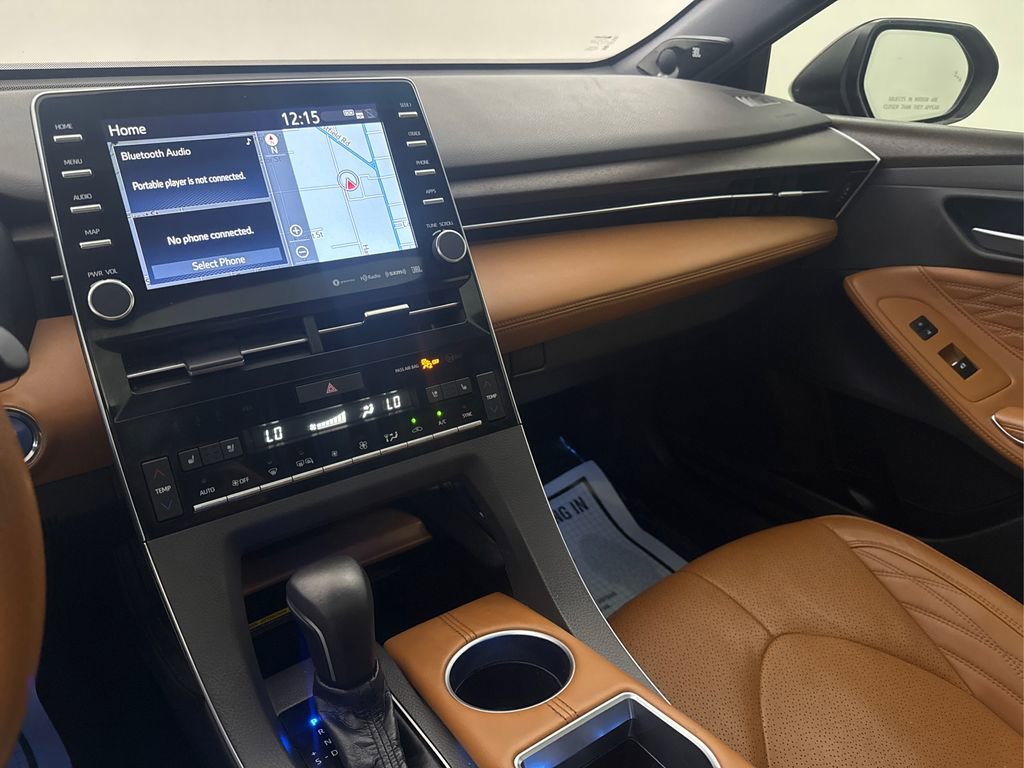 Used 2019 Toyota Avalon Limited image 37