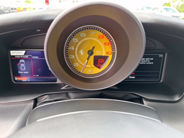 Used 2021 Ferrari F8 Tributo RWD image 30