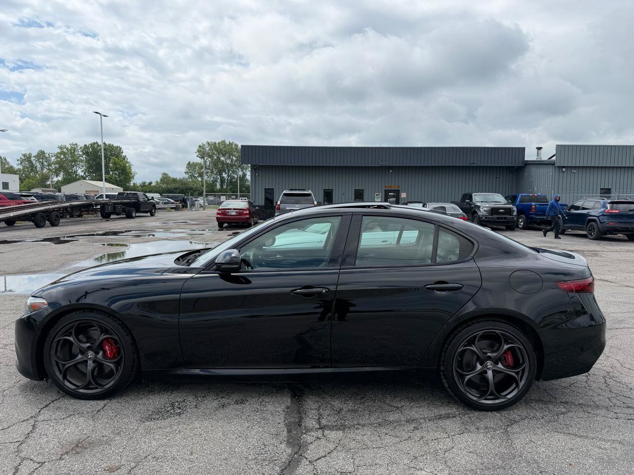 Used 2018 Alfa Romeo Giulia Ti Sport w/ Quick Order Package 22U Sport RWD image 6