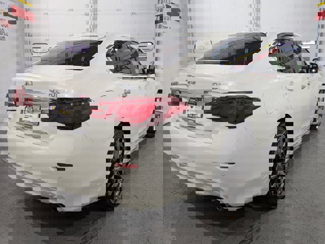 Used 2016 INFINITI Q70 L 3.7 w/ Deluxe Touring Package image 7