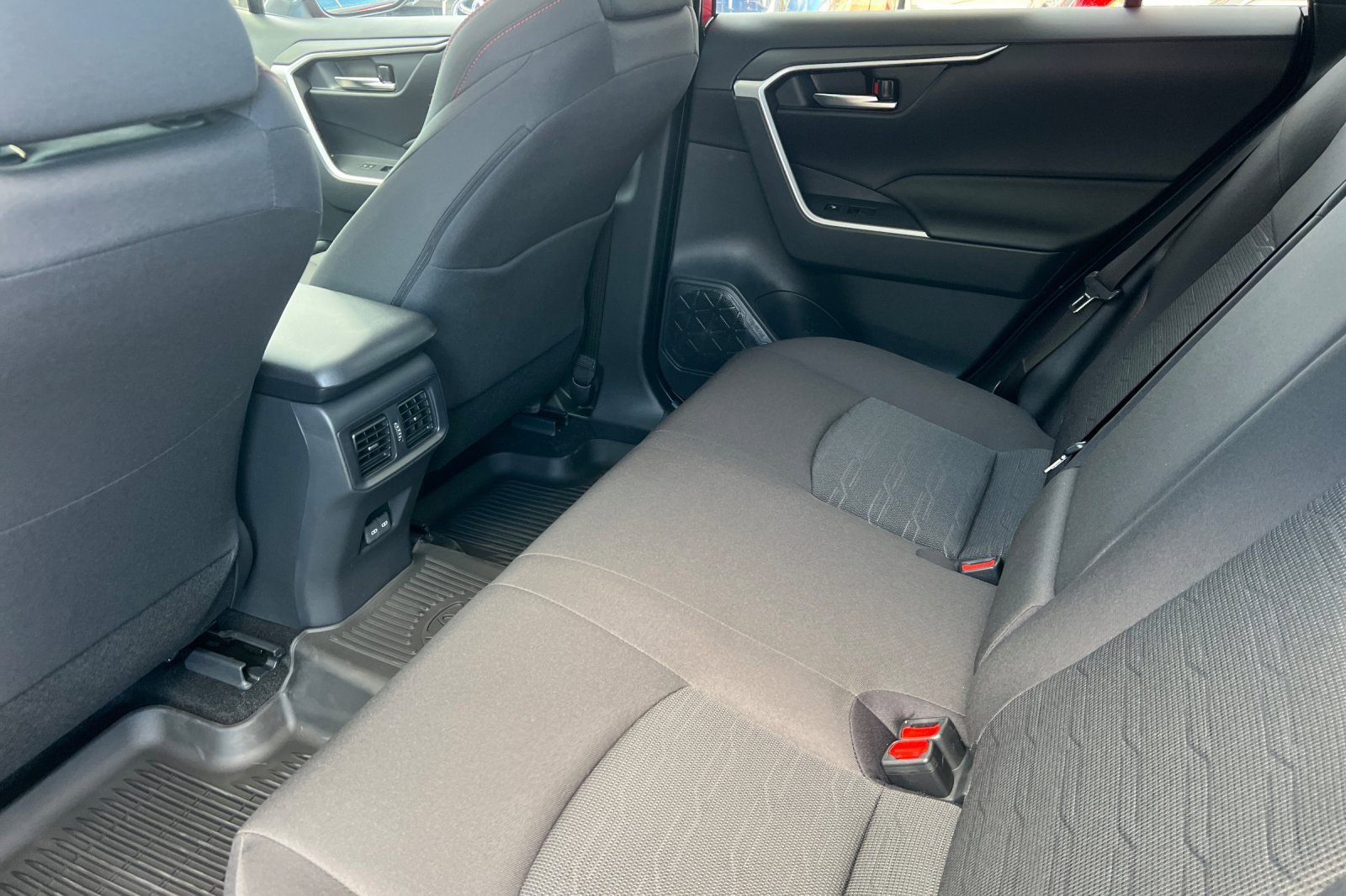 New 2025 Toyota RAV4 SE w/ Weather & Moonroof Package image 9