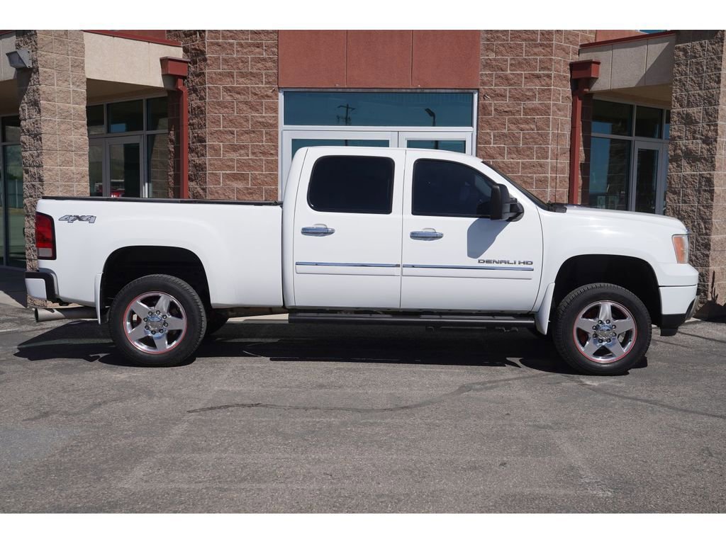 Used 2013 GMC Sierra 2500 Denali AWD/4WD image 6