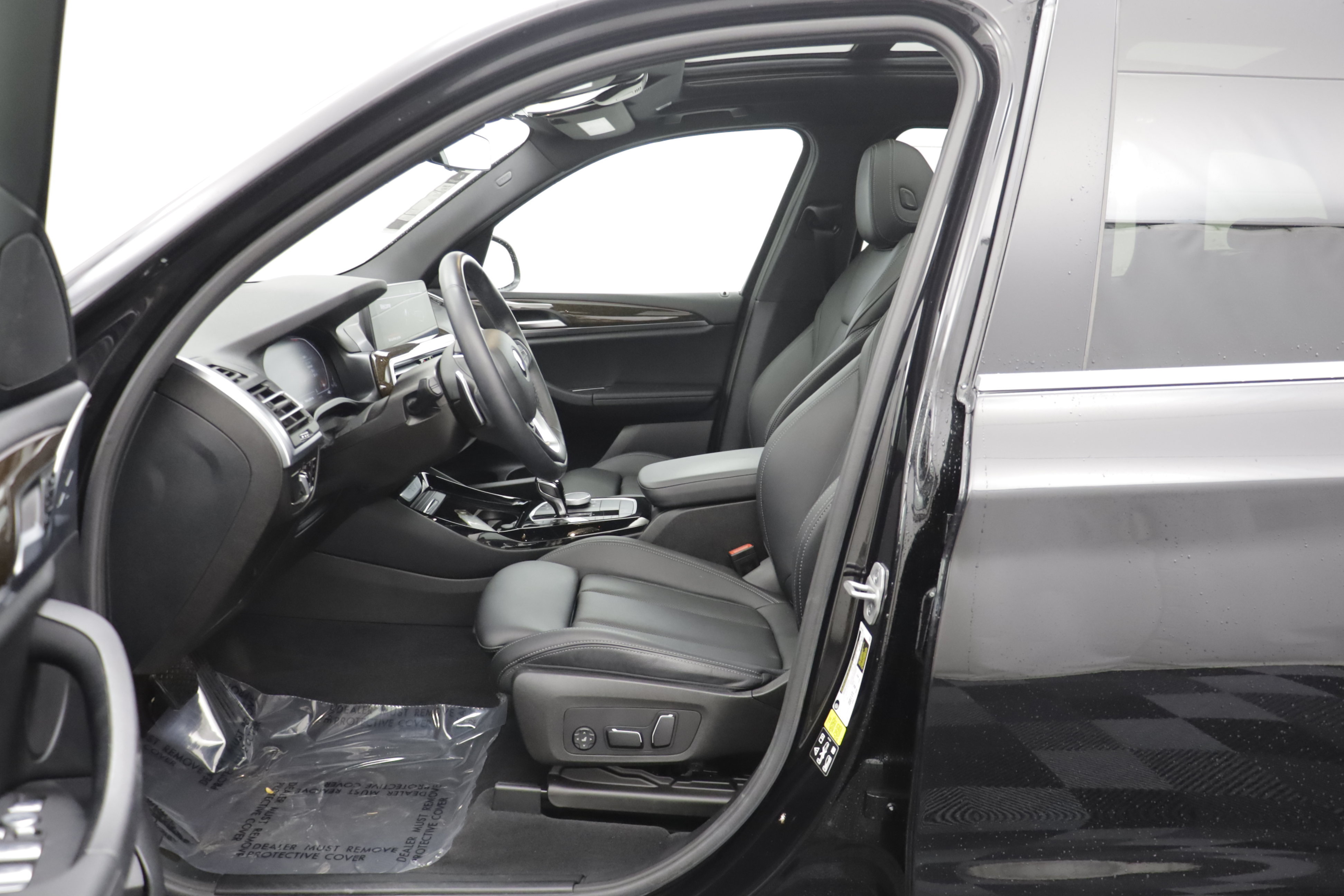 Used 2024 BMW X3 xDrive30i w/ Convenience Package AWD/4WD image 5