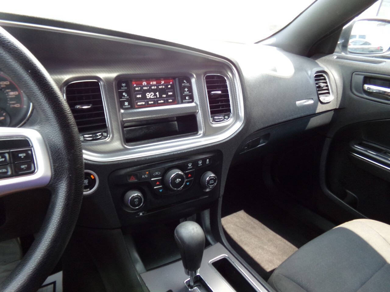 Used 2014 Dodge Charger SE RWD image 56