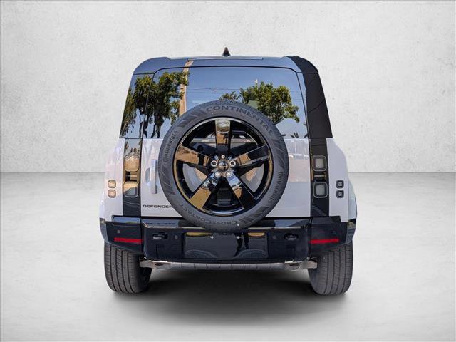 New 2026 Land Rover Defender 110 X-Dynamic SE image 7