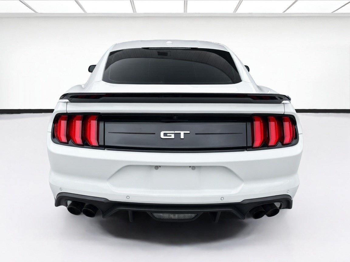 Used 2020 Ford Mustang GT RWD image 5