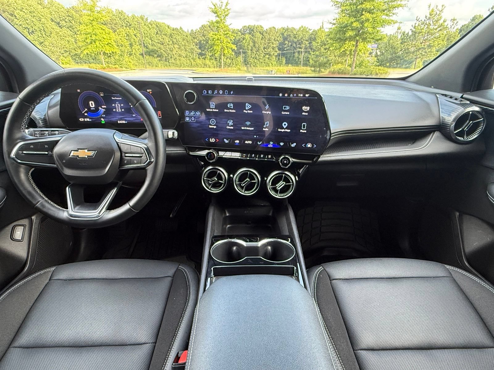 Used 2024 Chevrolet Blazer EV LT AWD/4WD image 23
