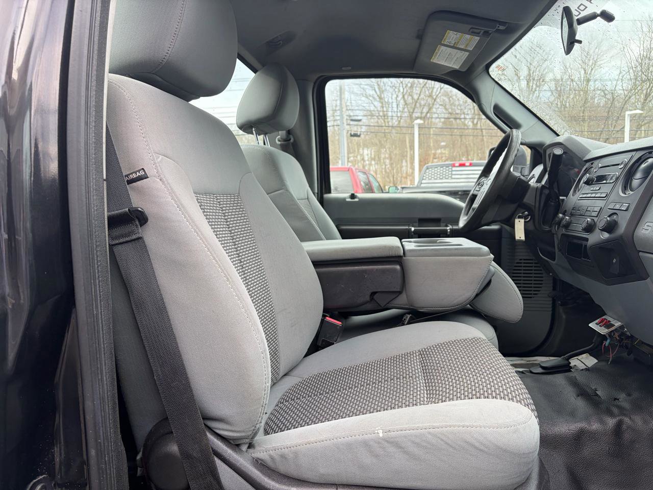 Used 2014 Ford F250 XL w/ Power Equipment Group image 40