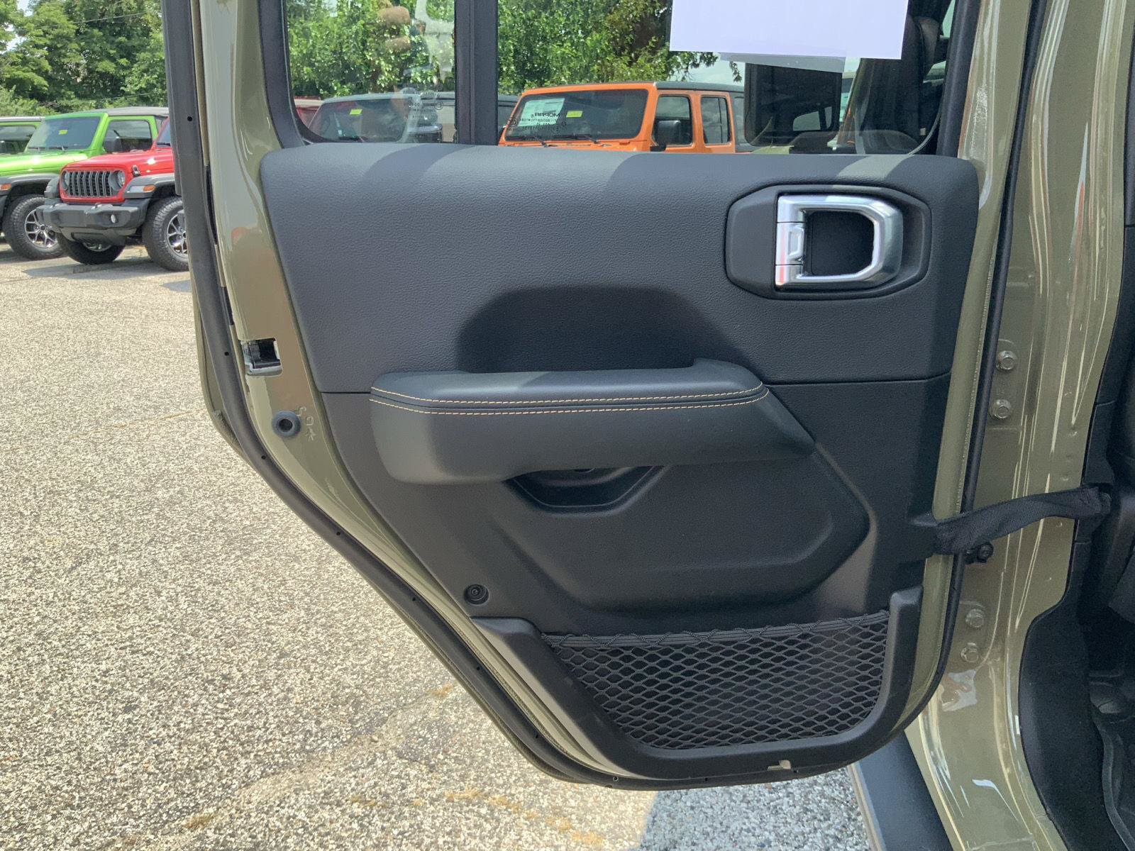 Used 2025 Jeep Wrangler Unlimited Rubicon 392 AWD/4WD image 51