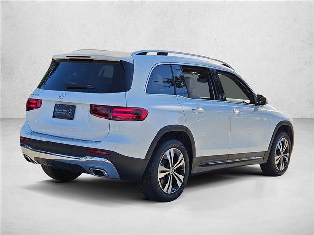 Used 2025 Mercedes-Benz GLB 250 image 5