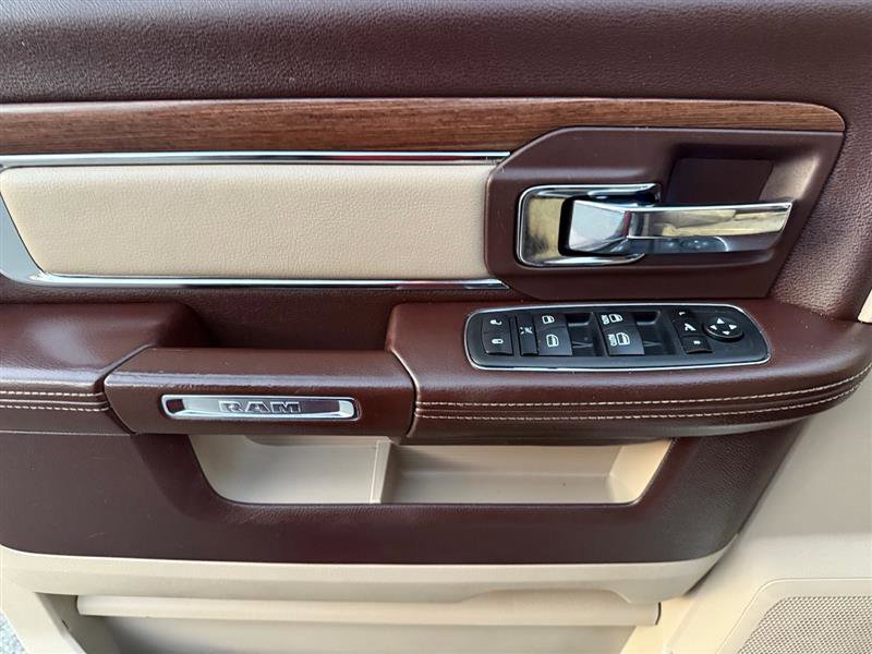 Used 2013 RAM 1500 Laramie w/ Convenience Group image 28