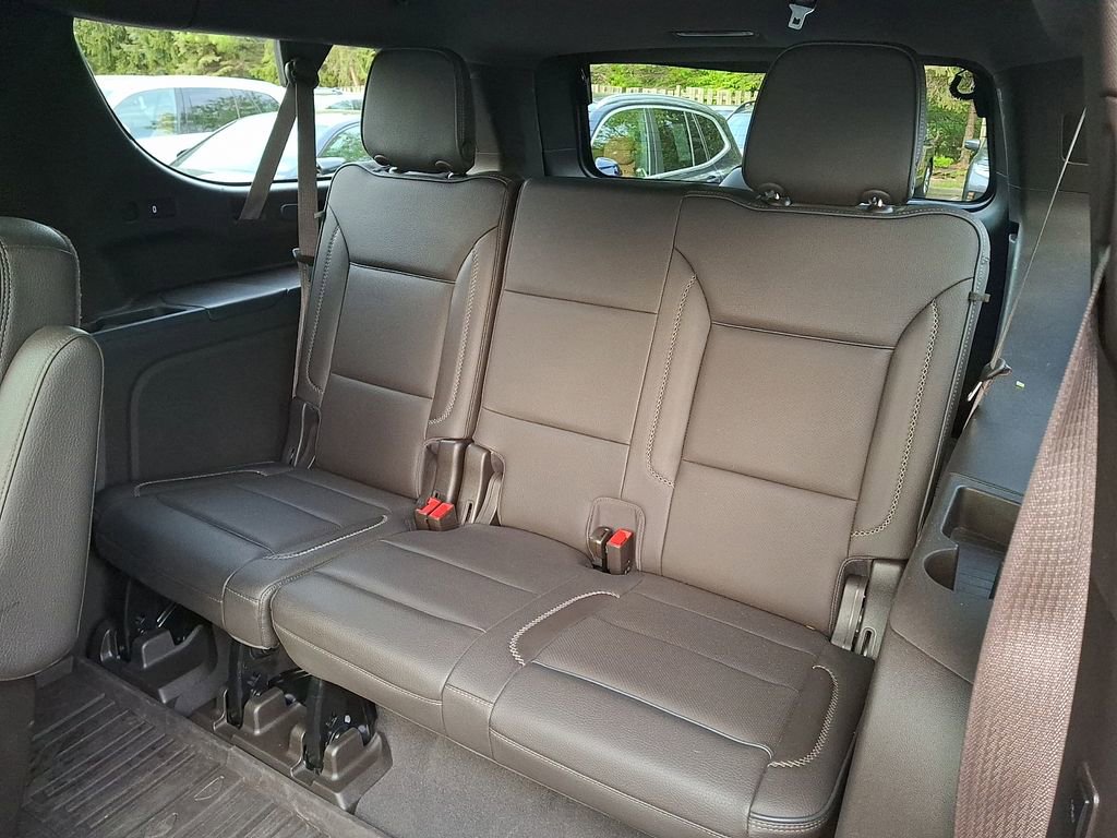 Used 2021 GMC Yukon XL Denali w/ Denali Ultimate Package AWD/4WD image 8