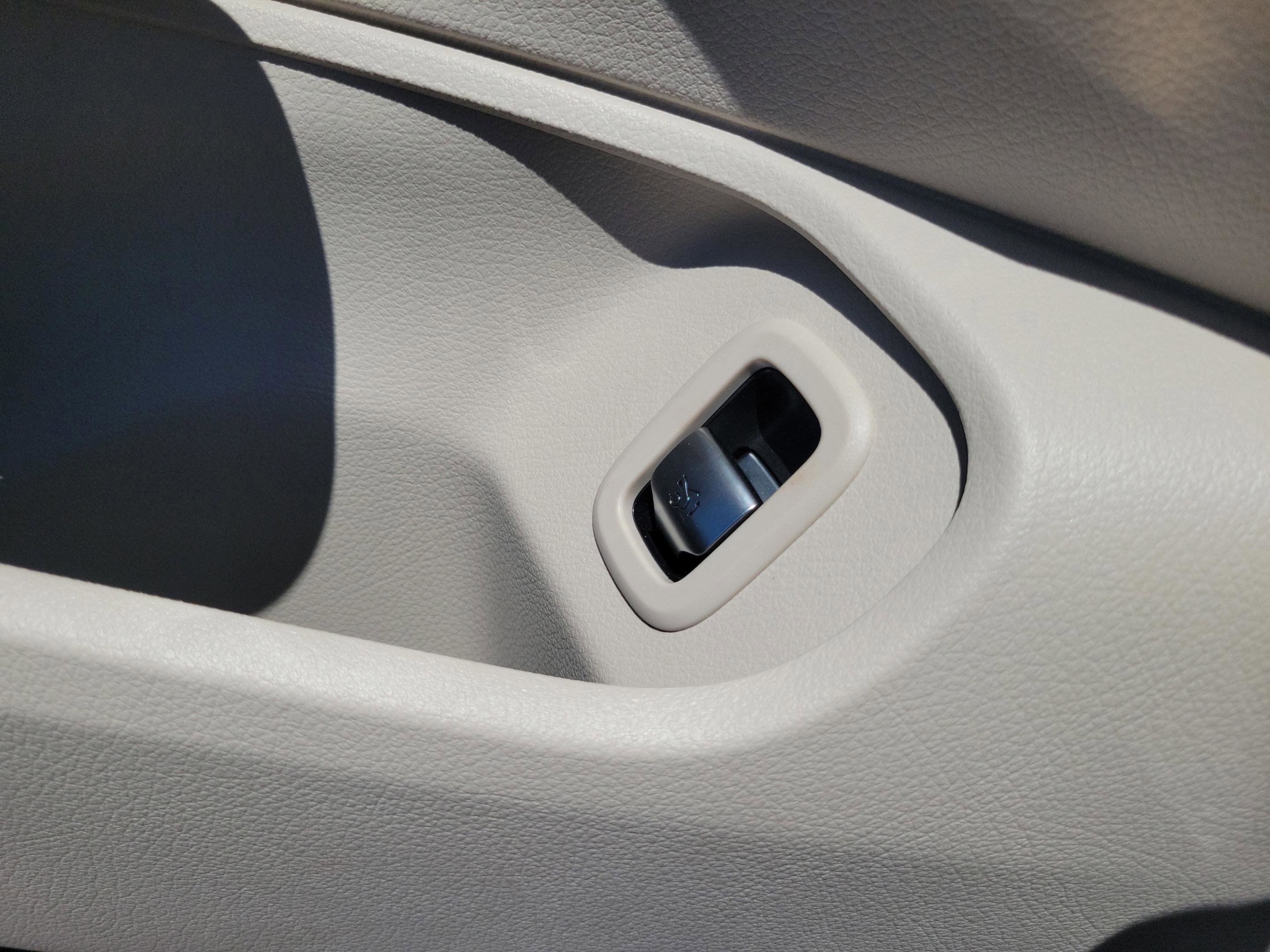 Certified 2026 Mercedes-Benz CLE 300 4MATIC Coupe image 13