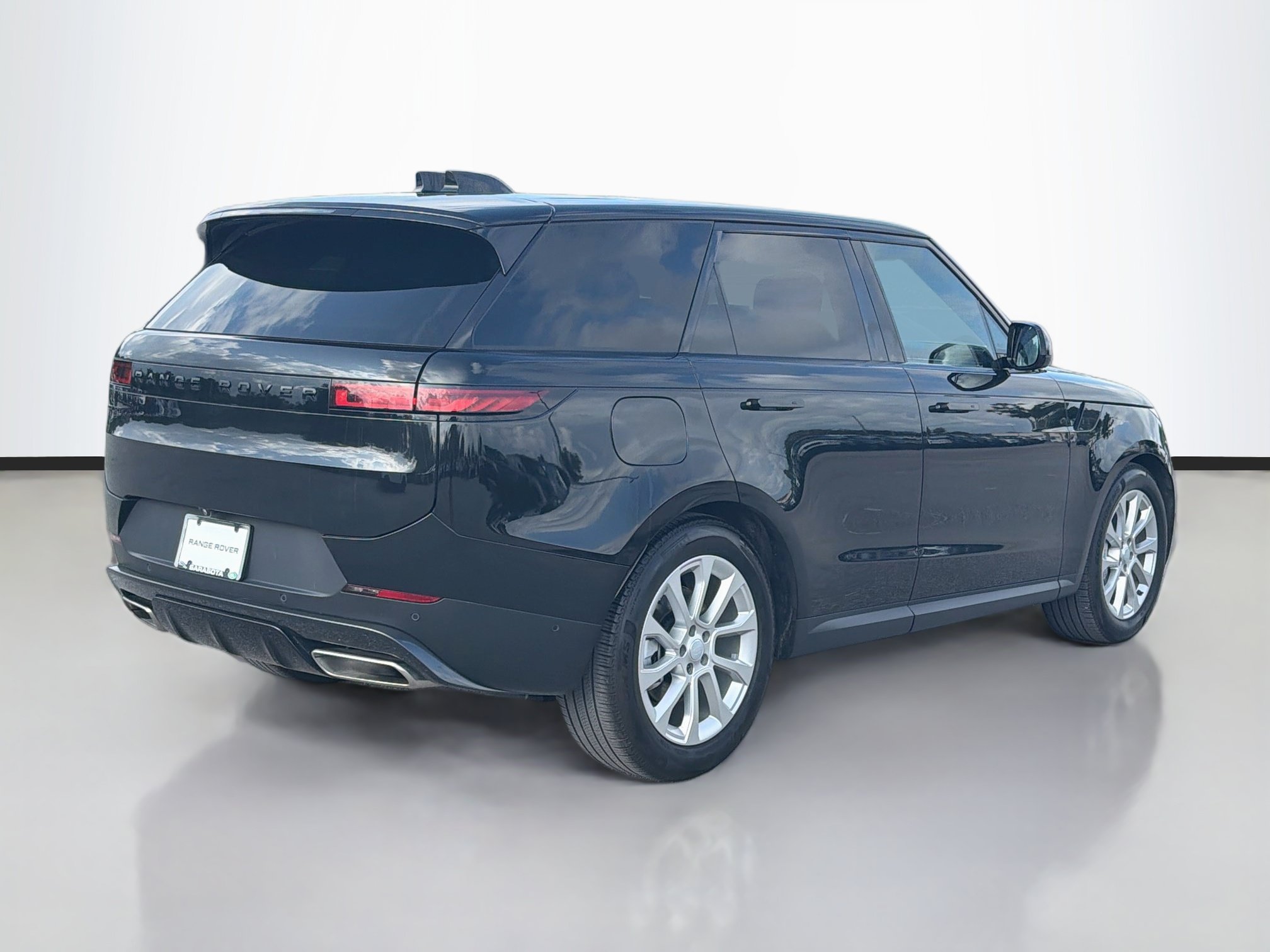 Used 2025 Land Rover Range Rover Sport SE AWD/4WD image 5